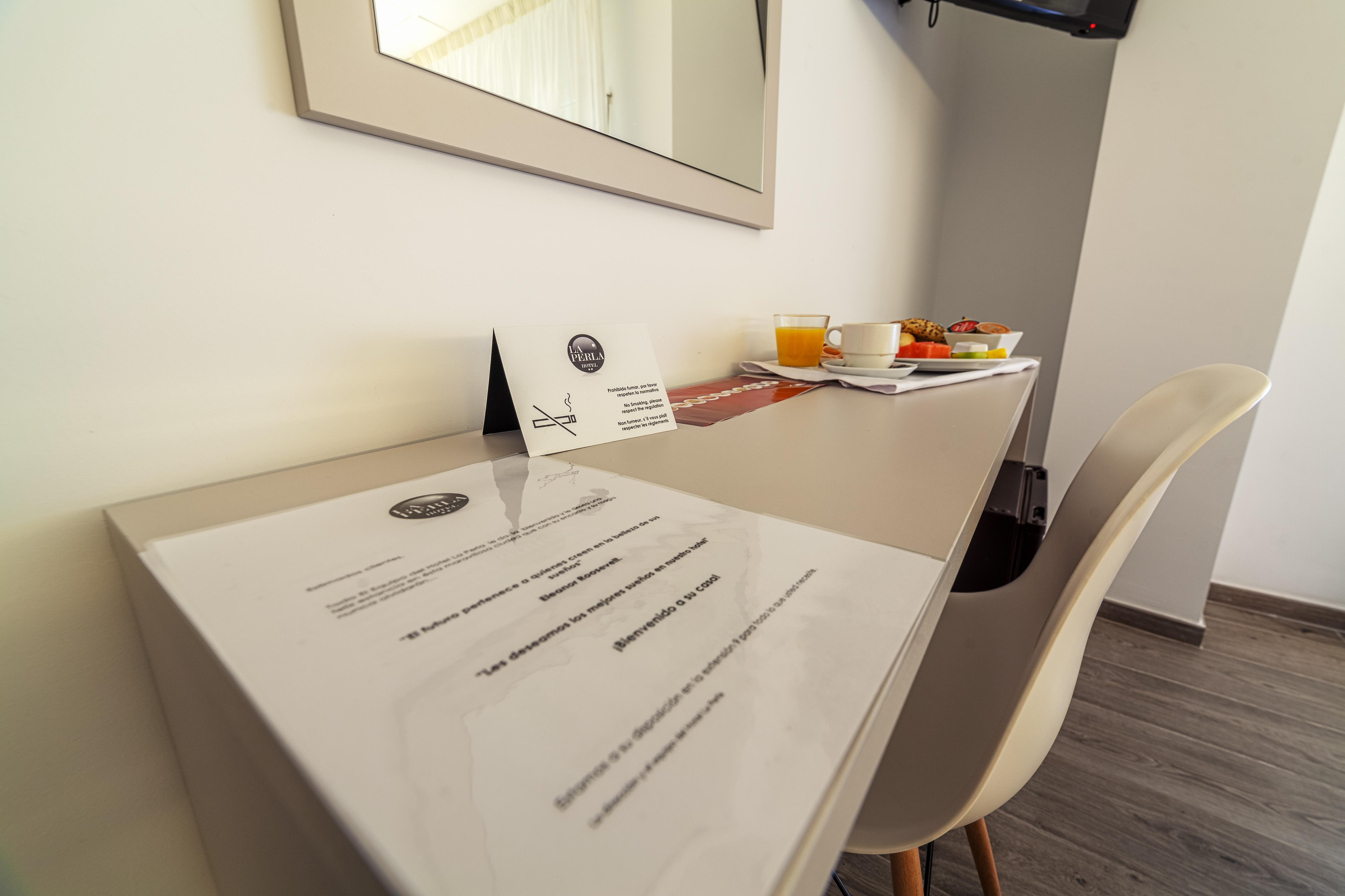 Hotel La Perla Almería Zewnętrze zdjęcie